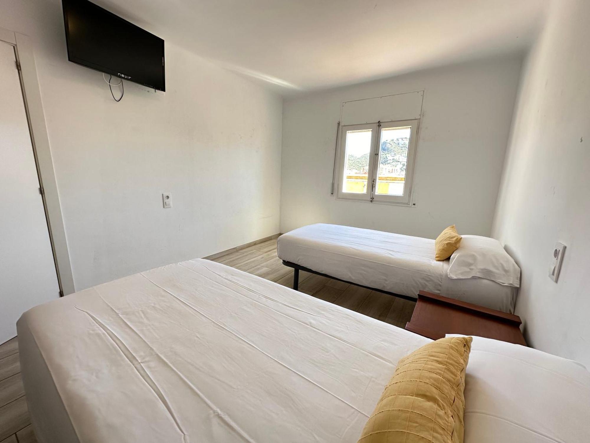 Agi Gloria Rooms Roses Bagian luar foto