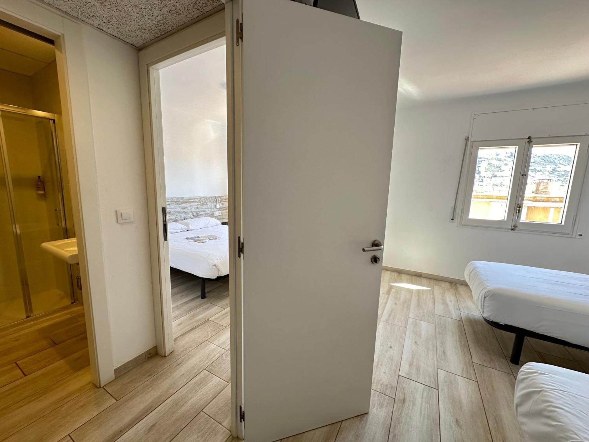 Agi Gloria Rooms Roses Bagian luar foto